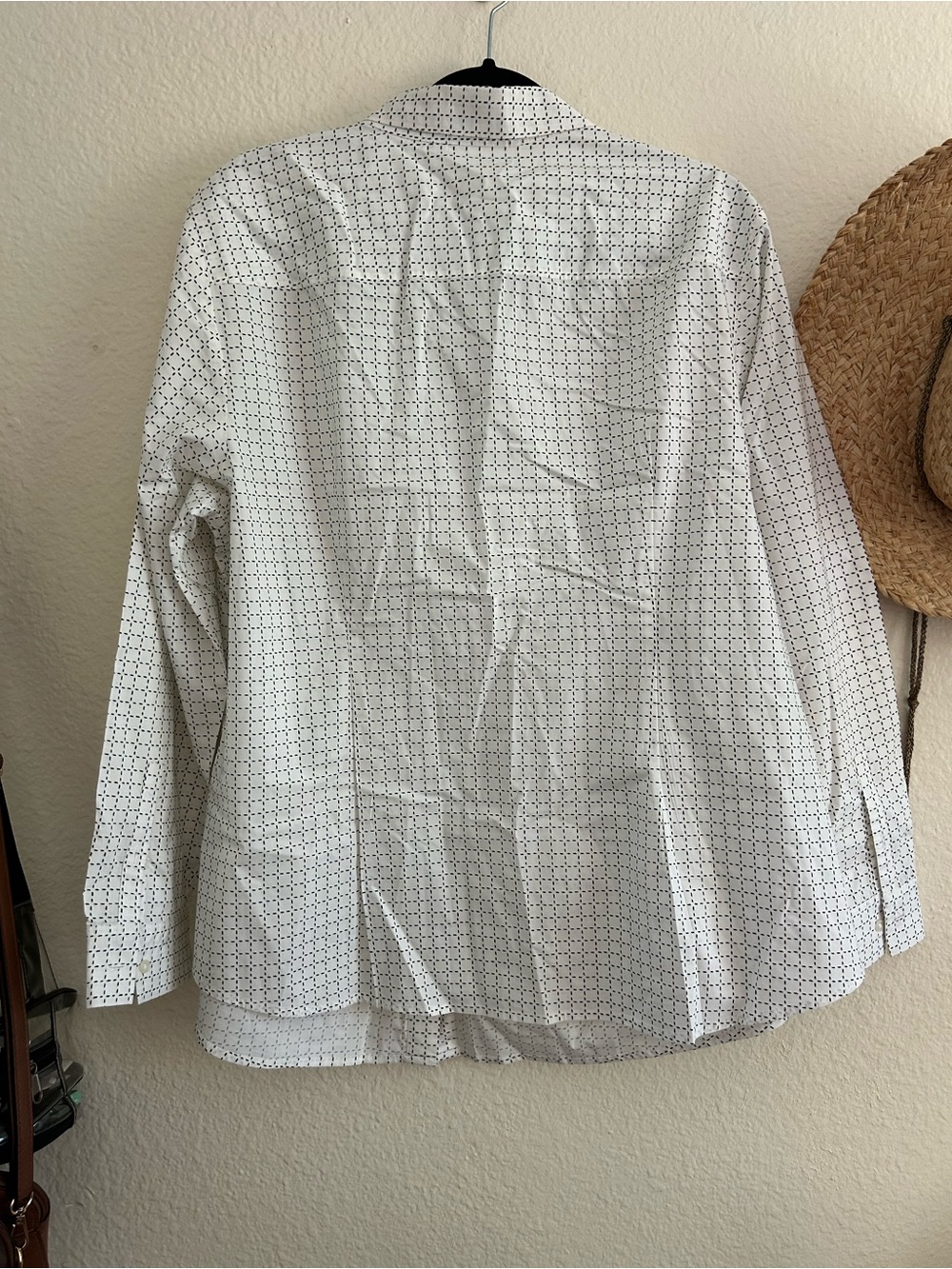 Women’s Button Down - Picture 2 of 3